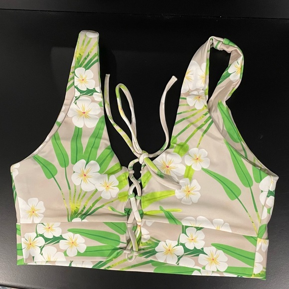 Moana Bikini Floral Top - Picture 2 of 2